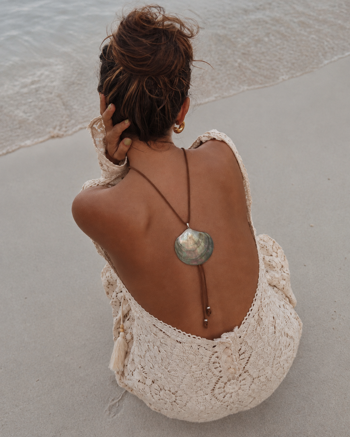 Studio Marea Menorca Shell Wrap Necklace – Oversized Iridescent Shell on Suede Cord, Handmade, Adjustable