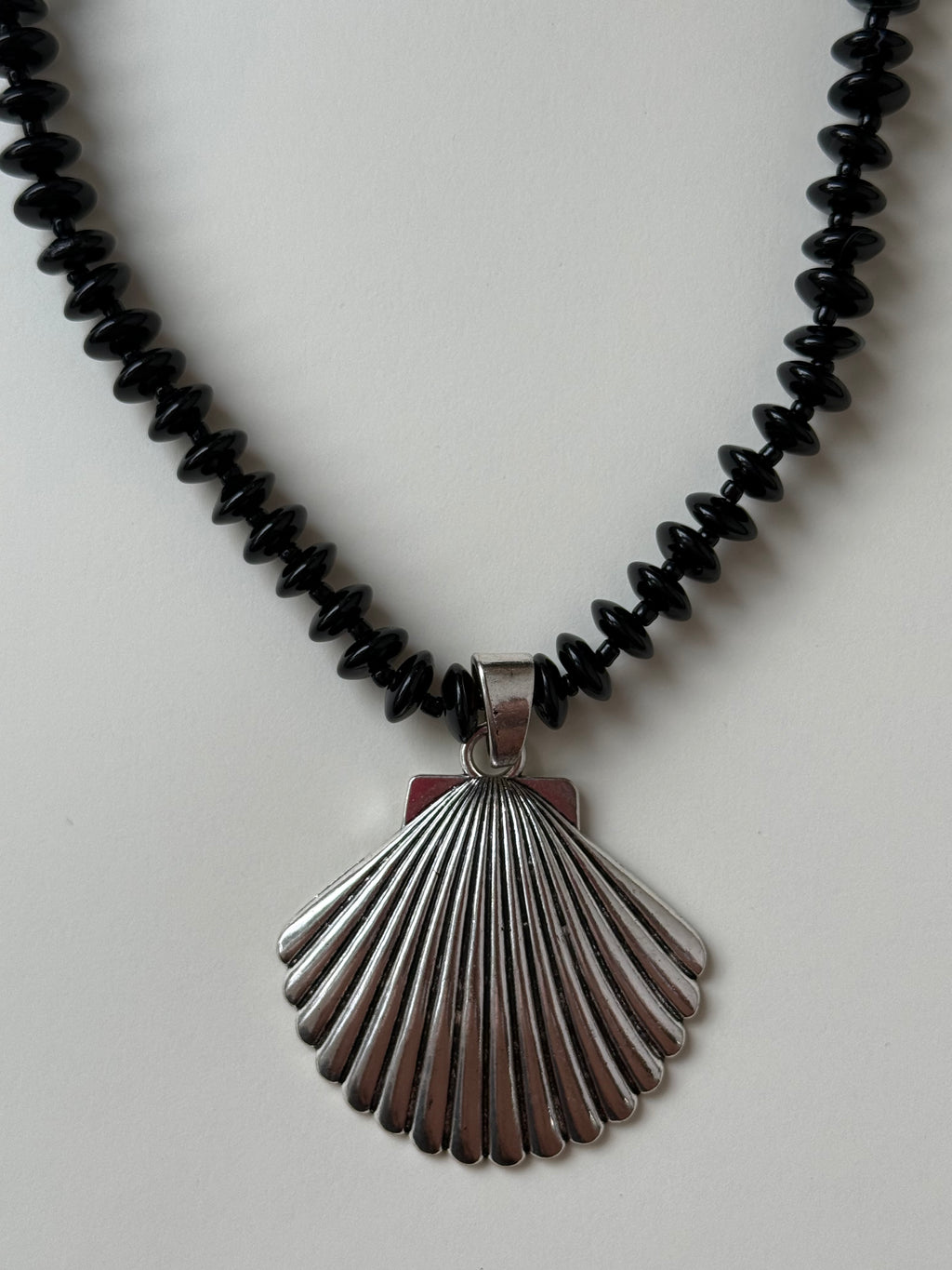 Nerano Shell Necklace