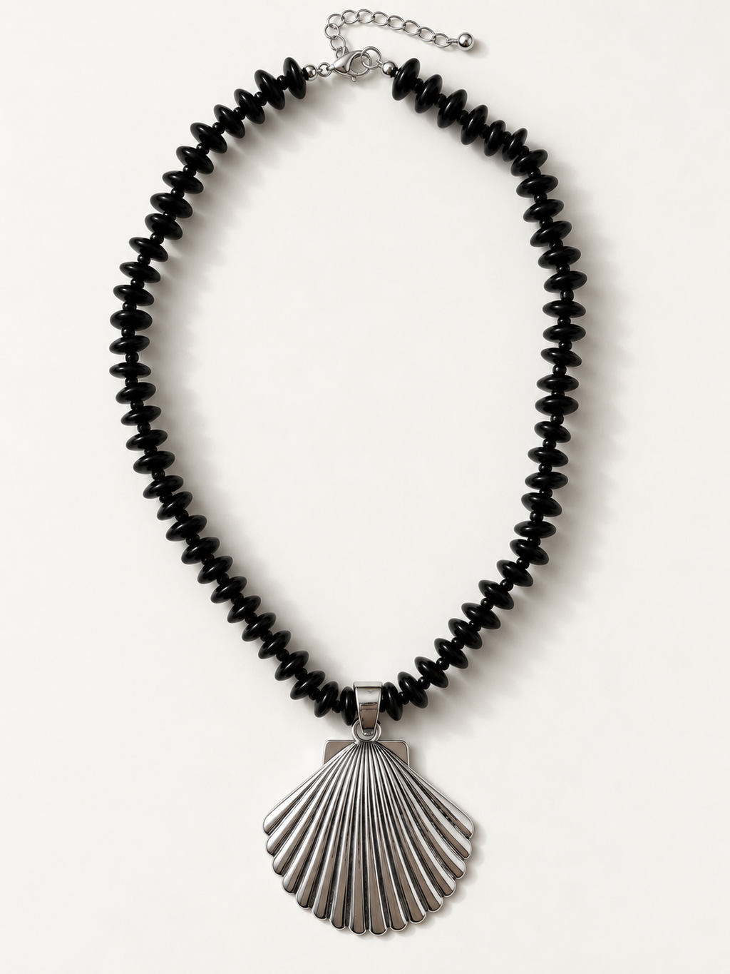 Nerano Shell Necklace
